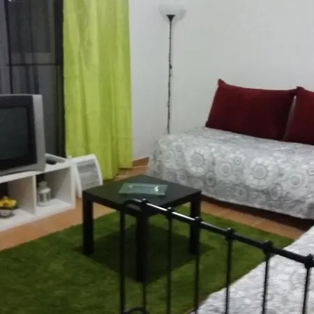 Holidaysportugal .lisbon Apartamento Algés